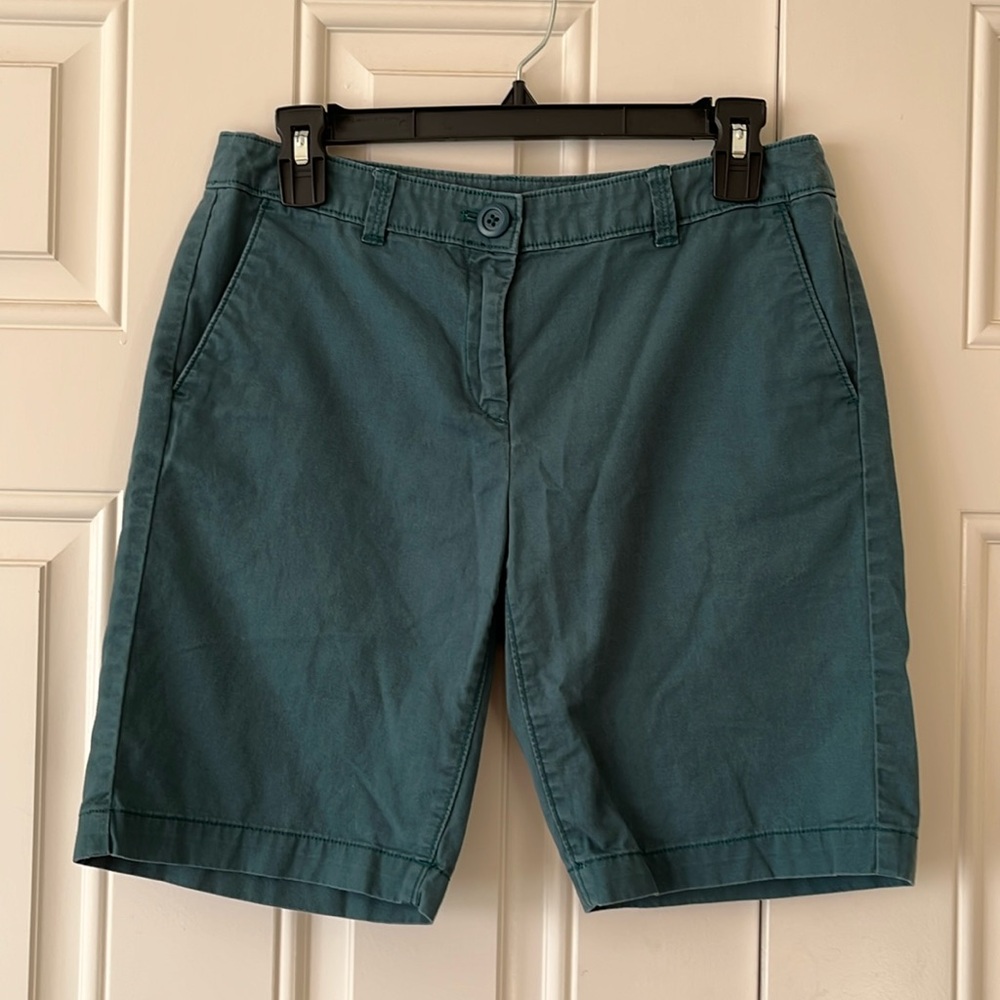 LOFT Bermuda shorts 4P petite teal green 9" inch inseam